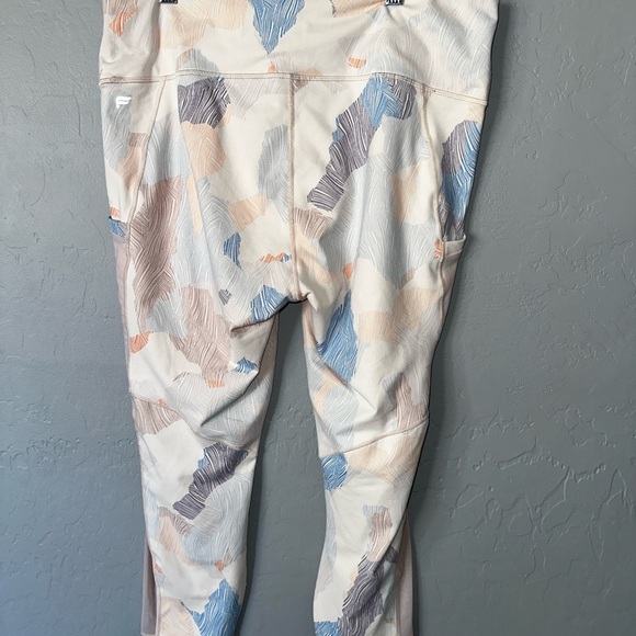 Fabletics On-The-Go PowerHold High Waisted Leggings - Picture 6 of 10